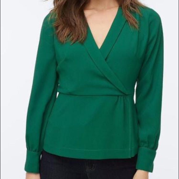 NWT J. Crew Deep Alpine Drapey Faux Wrap Top in 365 Crepe Blouse Career Size 2 - Picture 3 of 3